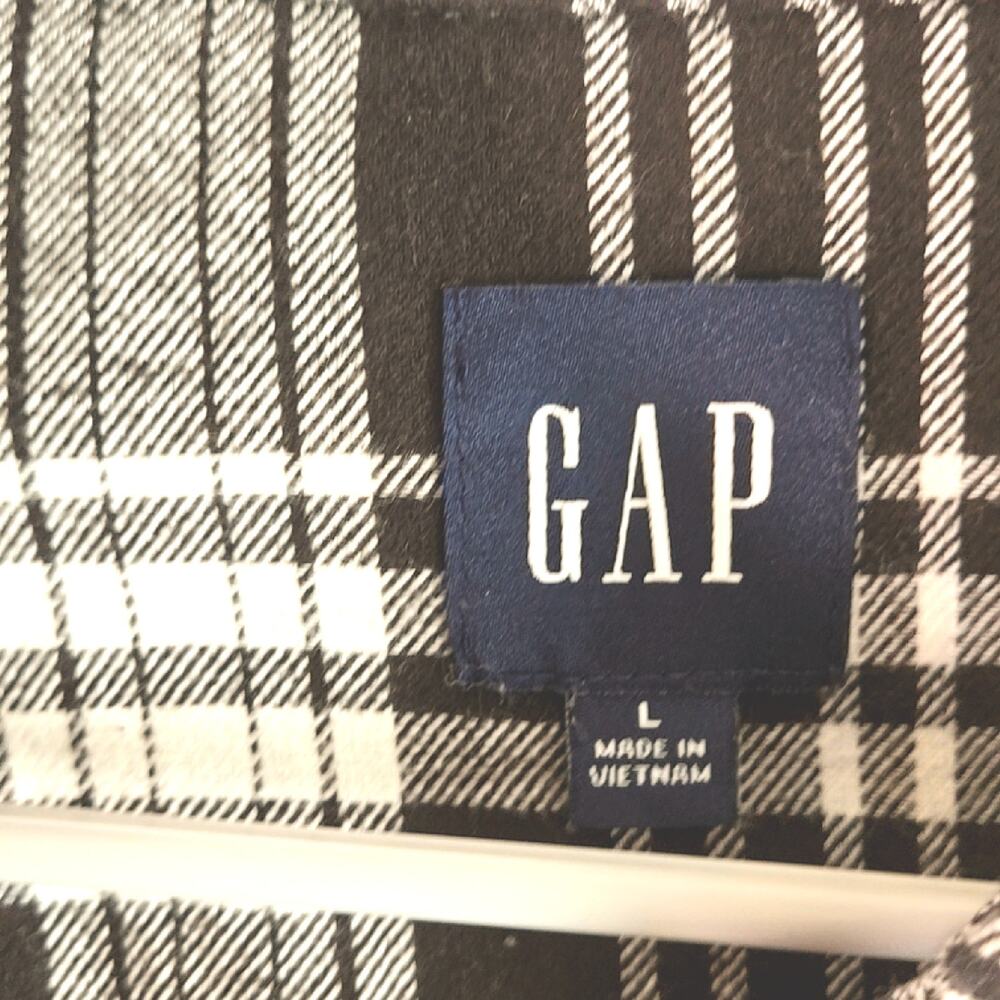 Gap women's Black and White Flannel Size large - Picture 3 of 7